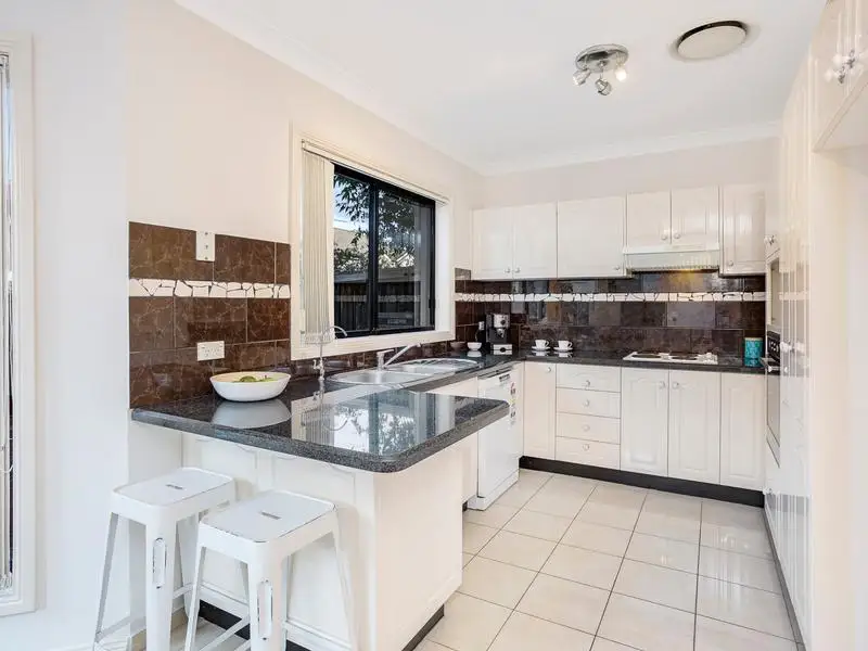 4/33-35 Garthowen Crescent, Castle Hill NSW, Castle Hill - Thumbnail 4
