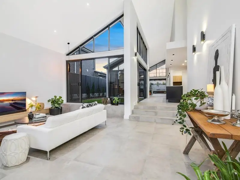 2 Serene Place Kellyville, Georges Hall - Thumbnail 4