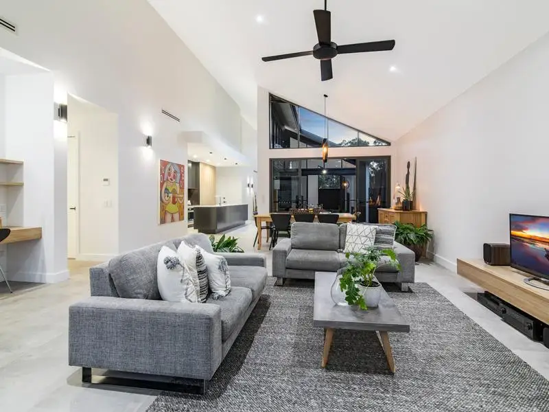 2 Serene Place Kellyville, Georges Hall - Thumbnail 7