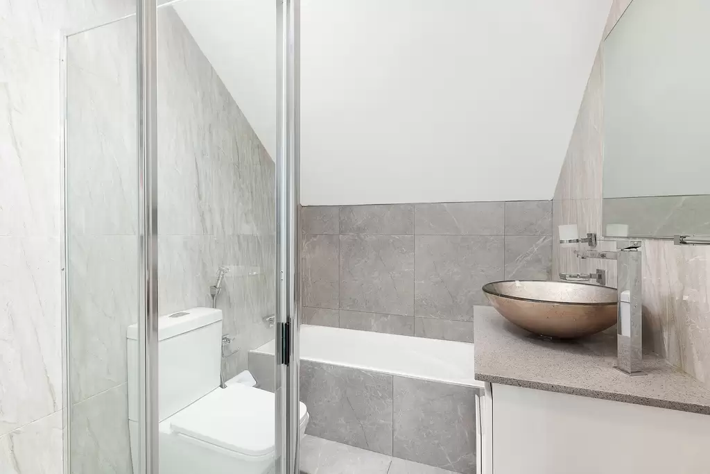 3/2-4 Ocean  Street, Bondi, Cobram East - Thumbnail 6