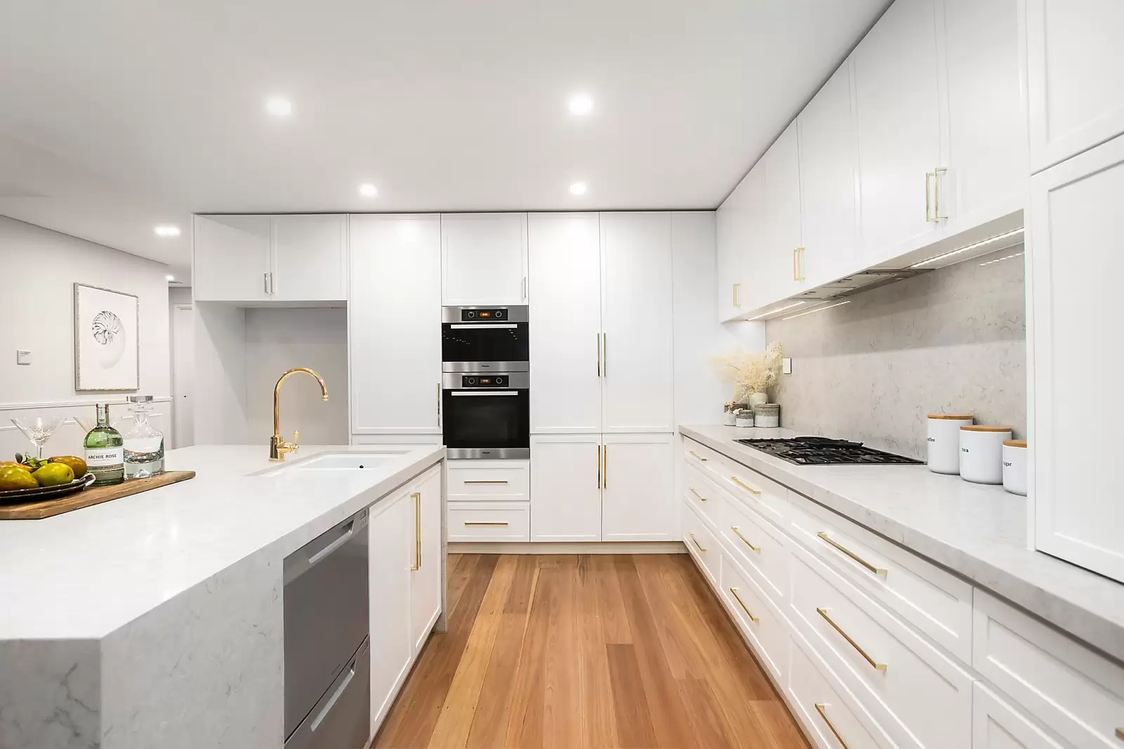 2/13 Templeman Crescent, Elsternwick - Thumbnail 3