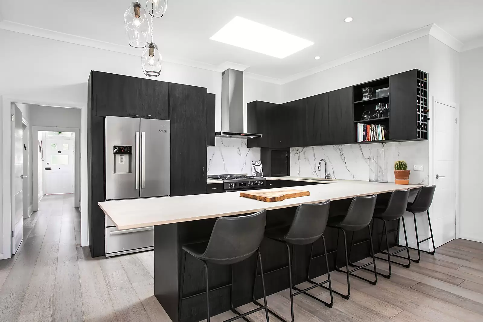 83 Palm Street, Kenmore - Thumbnail 4