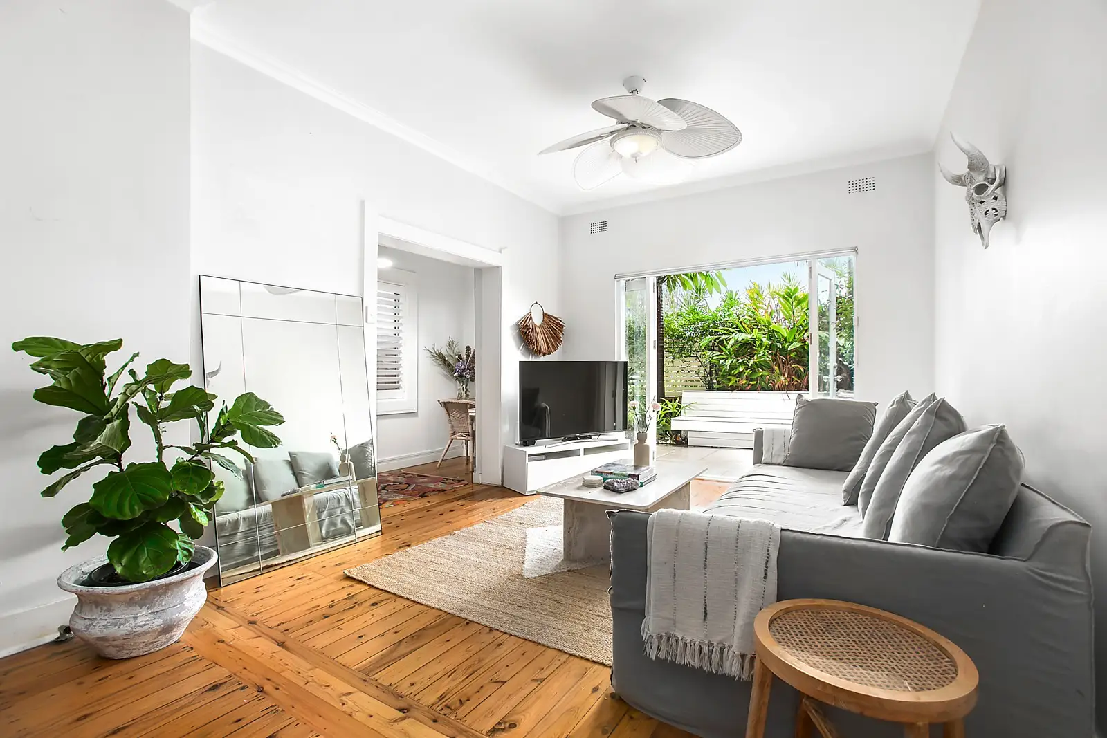 19/62 Bozzato Place, Avoca Beach - Image 1