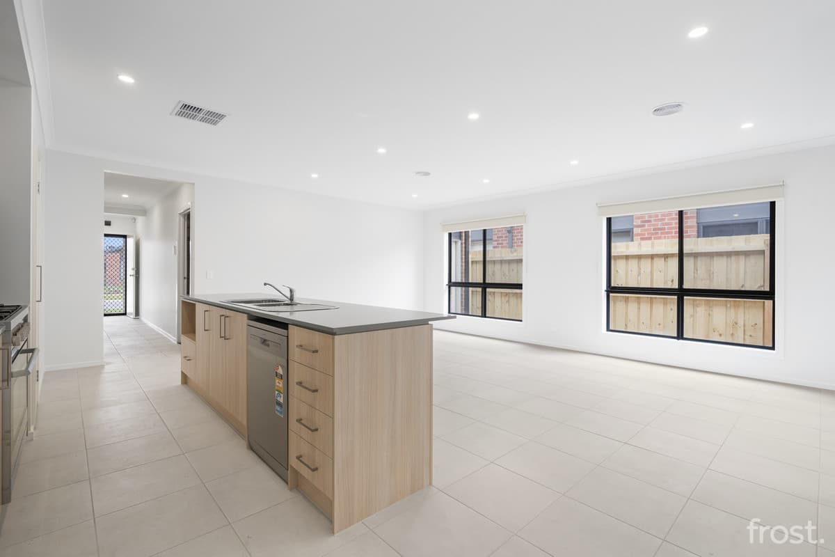 202/99 Jones Street, Ultimo, Tocumwal - Thumbnail 2