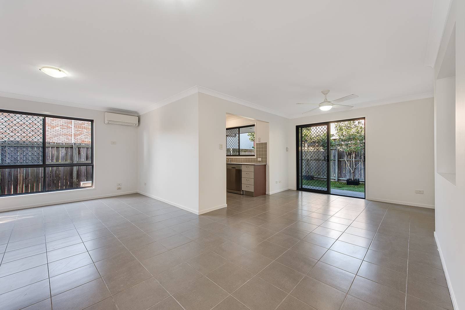 4/65-71 Trafalgar Street, Mount Lewis - Thumbnail 4