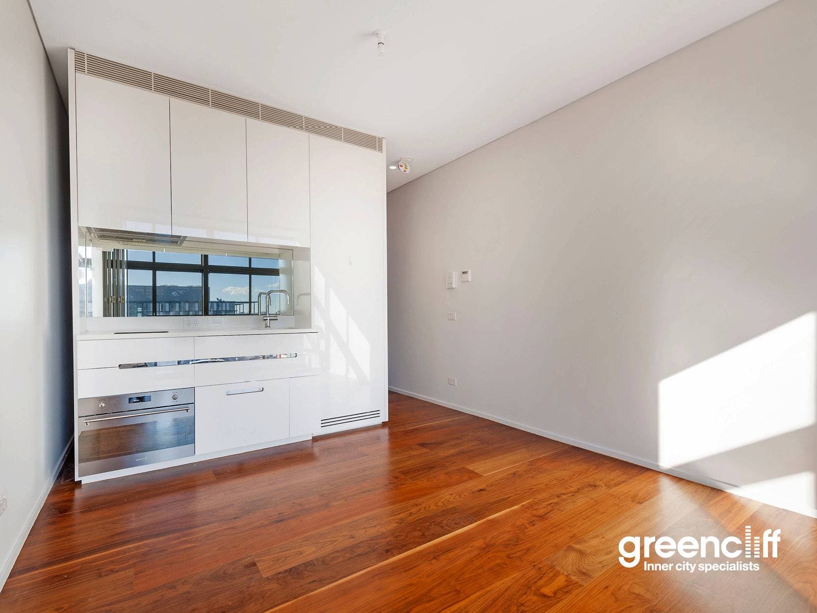 1201, 8 Park Lane, Chippendale - Thumbnail 2