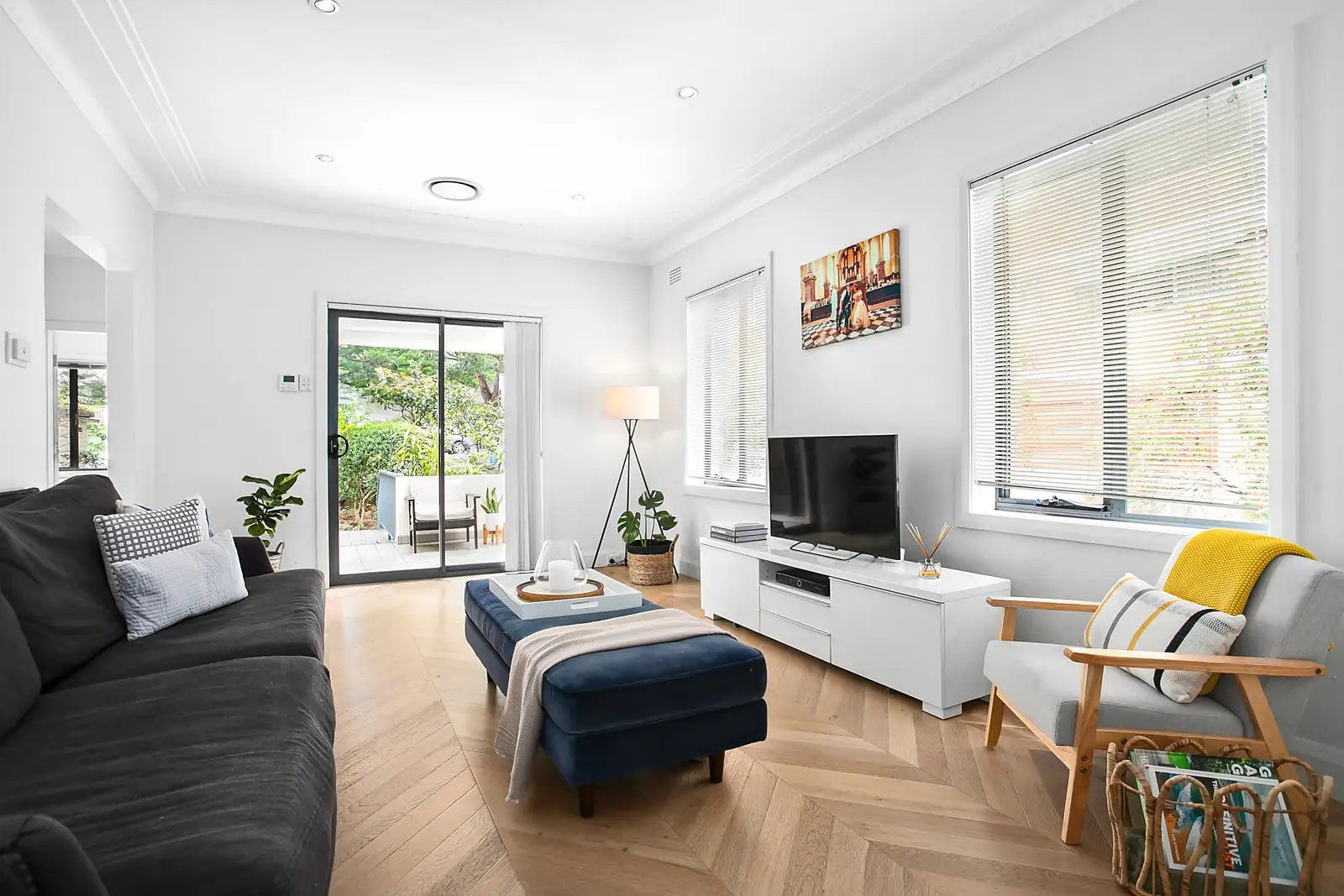 11/45 Murray Street, Bronte, Green Point - Image 1