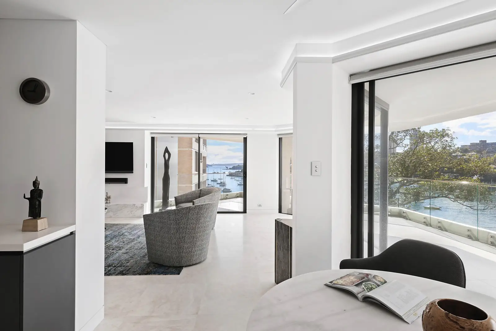 25/93 Elizabeth Bay Road, Elizabeth Bay, Copacabana - Thumbnail 2