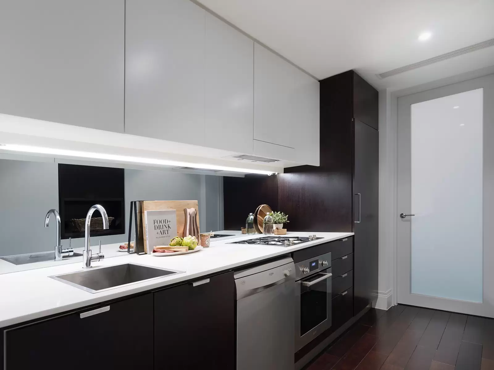 218/13-15 Bayswater Road, Potts Point, Kenmore Hills - Thumbnail 4