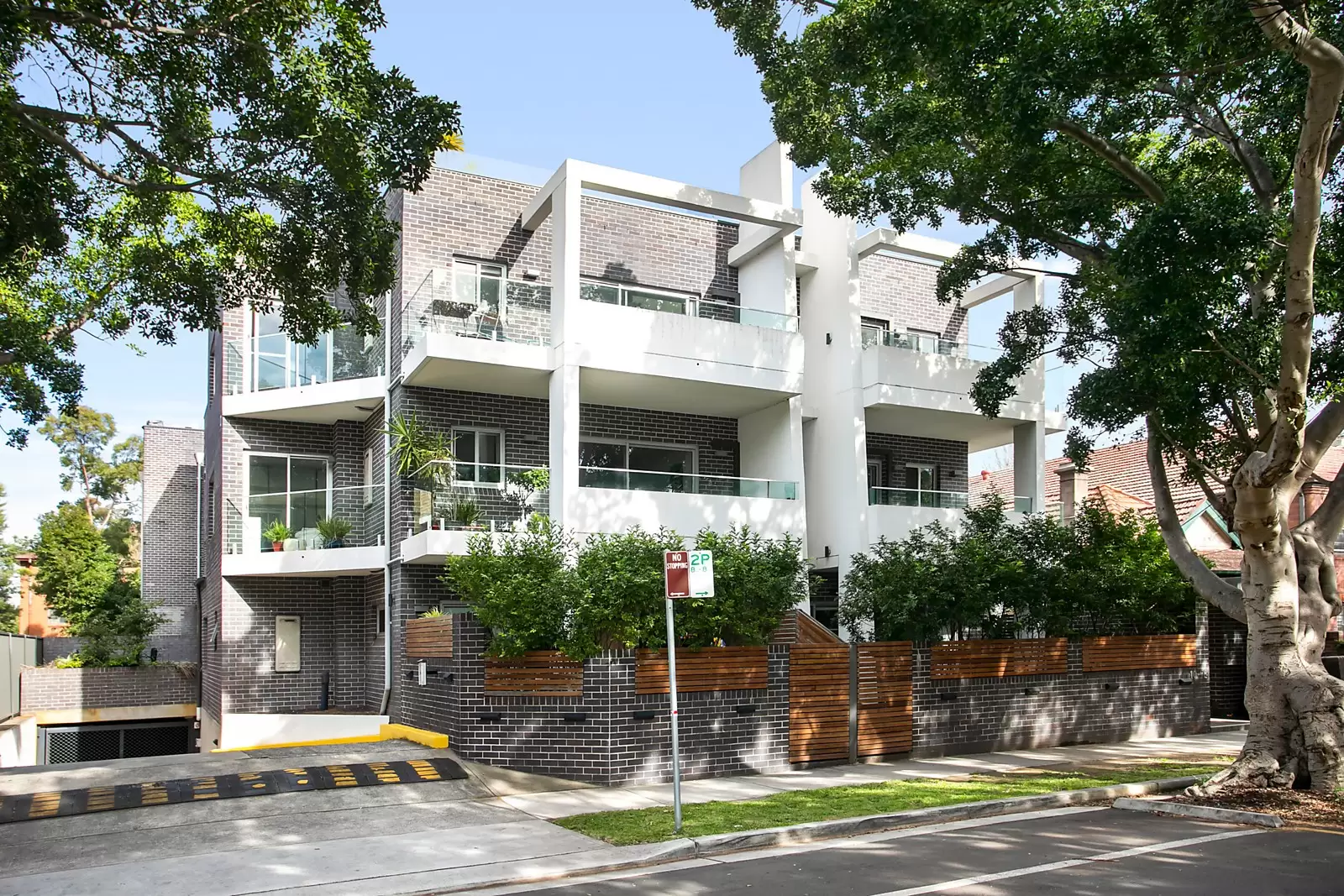17/10-14 Duke Street, Kensington, Moggill - Thumbnail 4