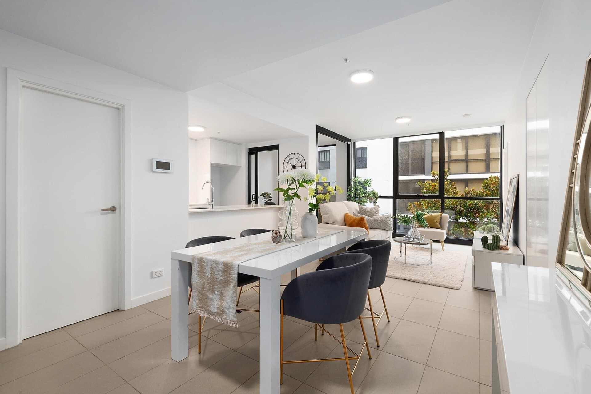 303/139 Bowden Street, Meadowbank - Thumbnail 2