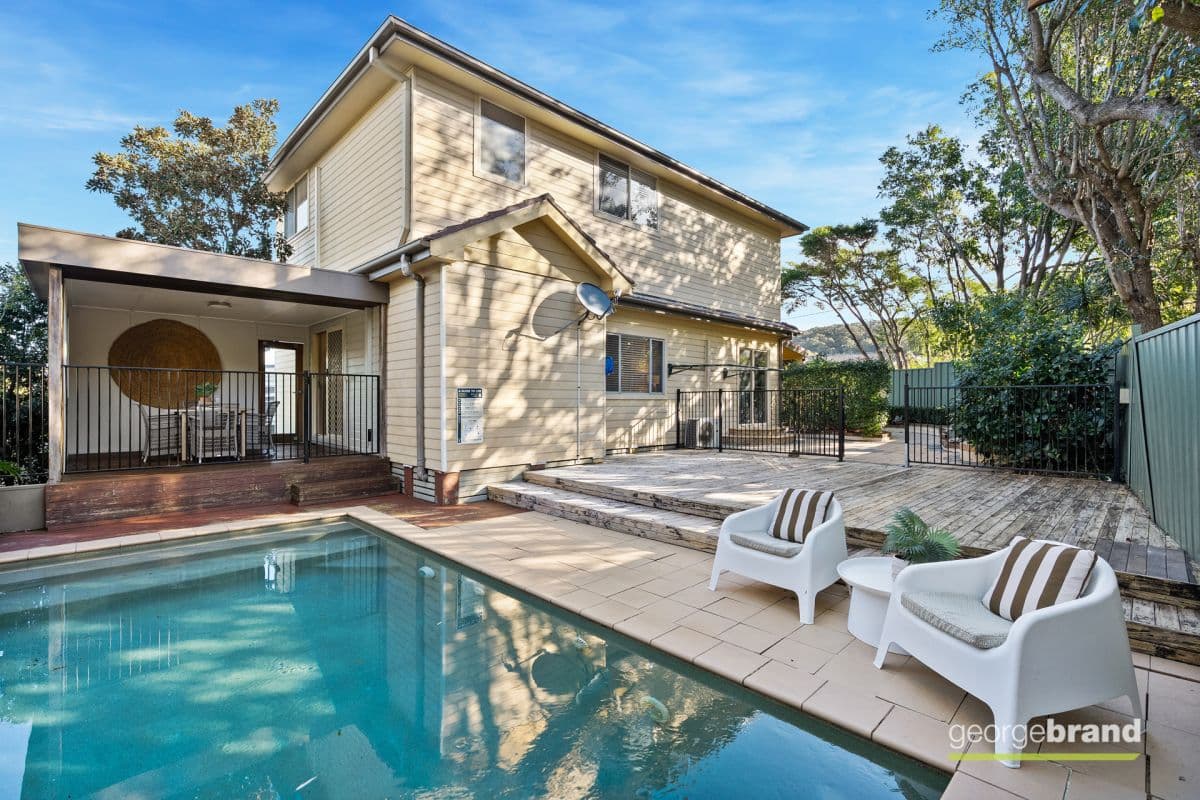 1/10 Avoca Drive, Kincumber, NSW, Kincumber - Image 1