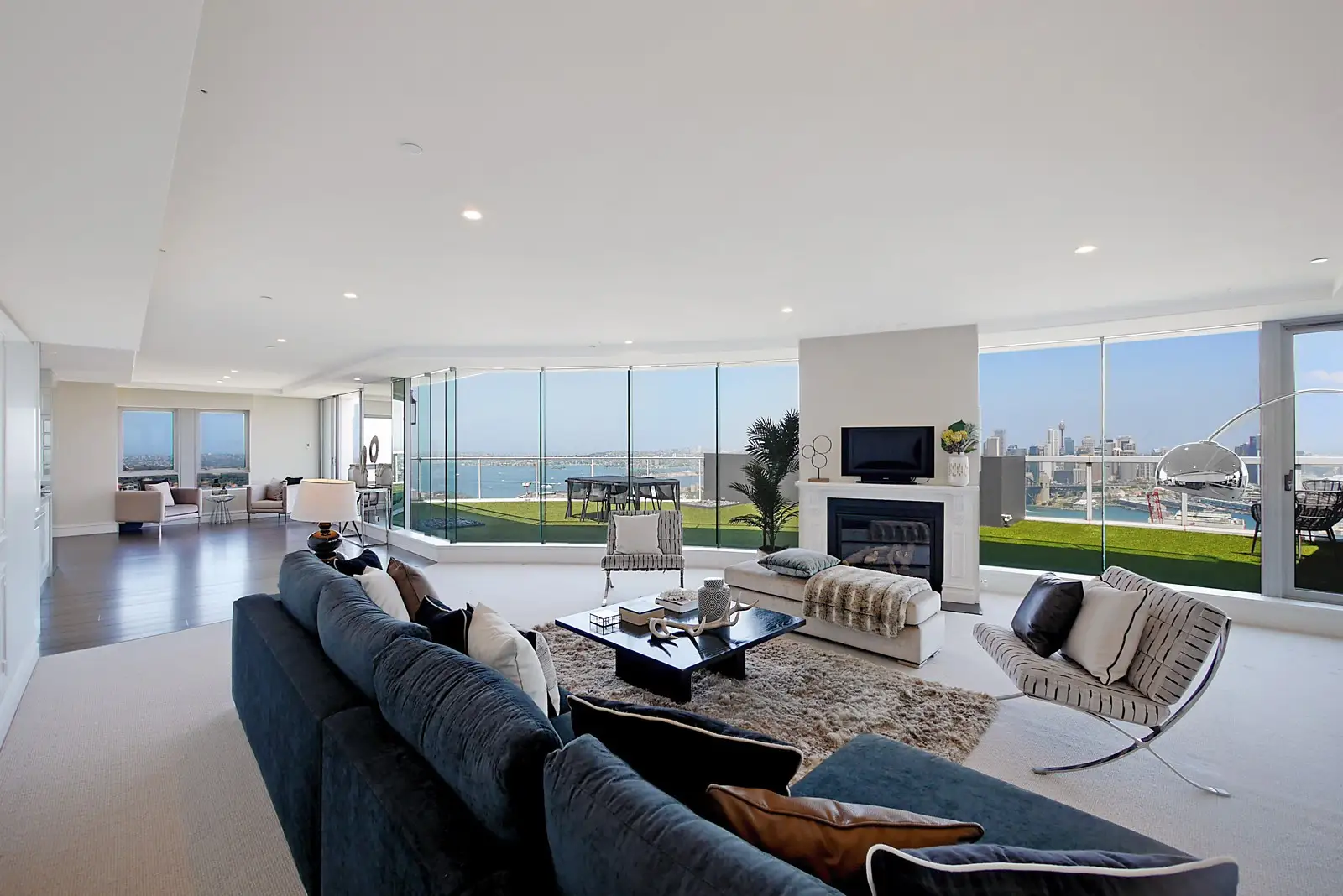 3502/79-81 Berry Street, North Sydney, Breakfast Point - Thumbnail 2