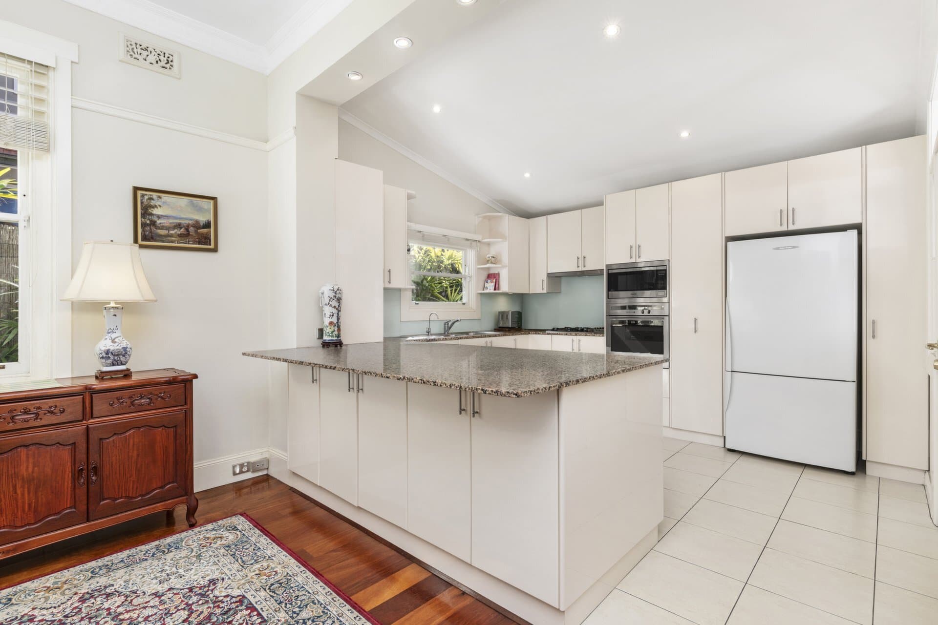 1/194 Purinuan Road, Reservoir, VIC, Mosman - Thumbnail 2