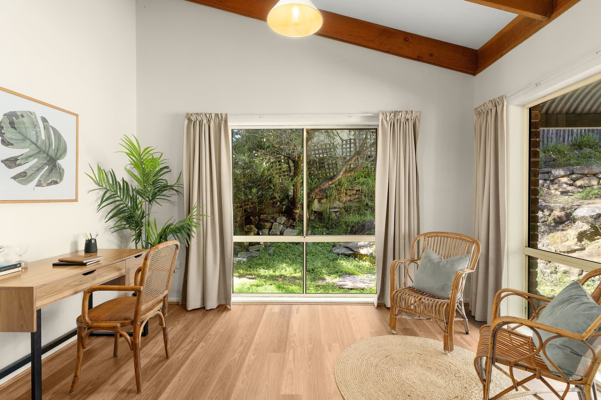 13/8a Chiswick Road, Concord - Thumbnail 2