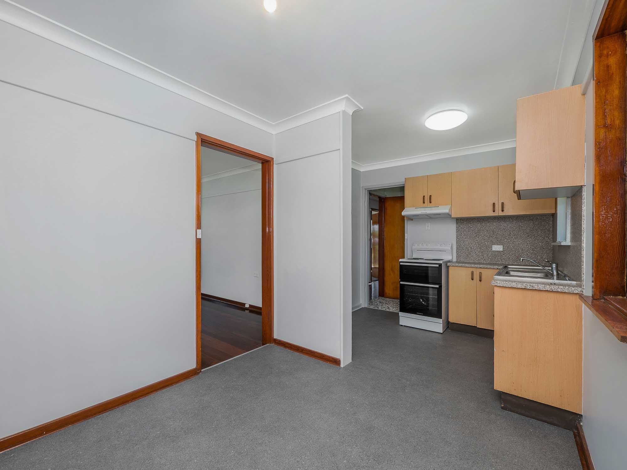 201/8 Applebee Street, Greenacre - Thumbnail 8