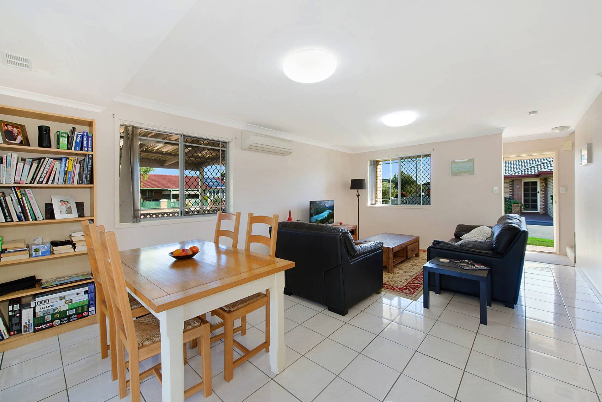 2/17 Sunset Avenue, Breakfast Point - Thumbnail 4