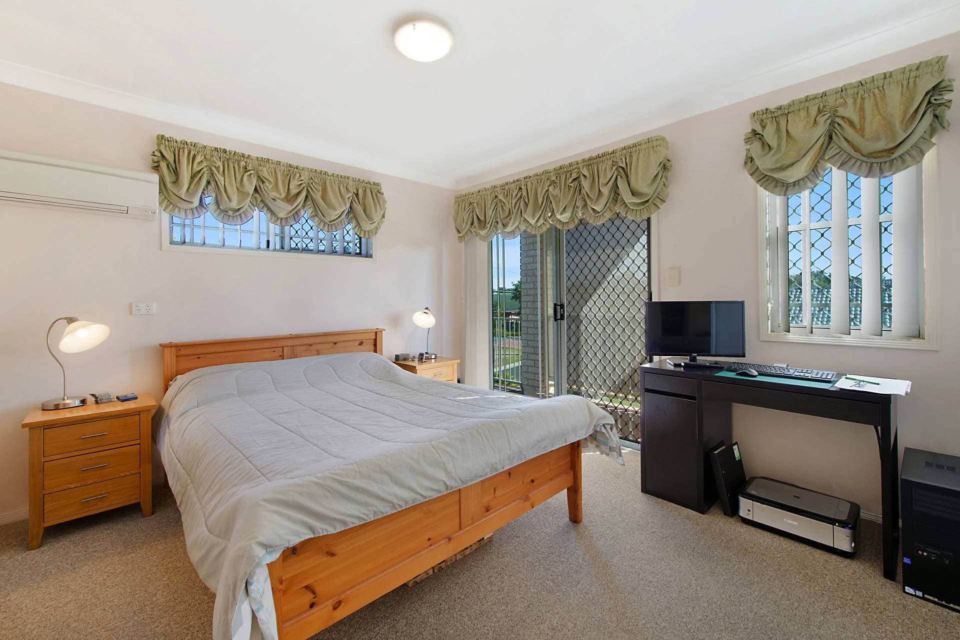 2/17 Sunset Avenue, Breakfast Point - Thumbnail 6