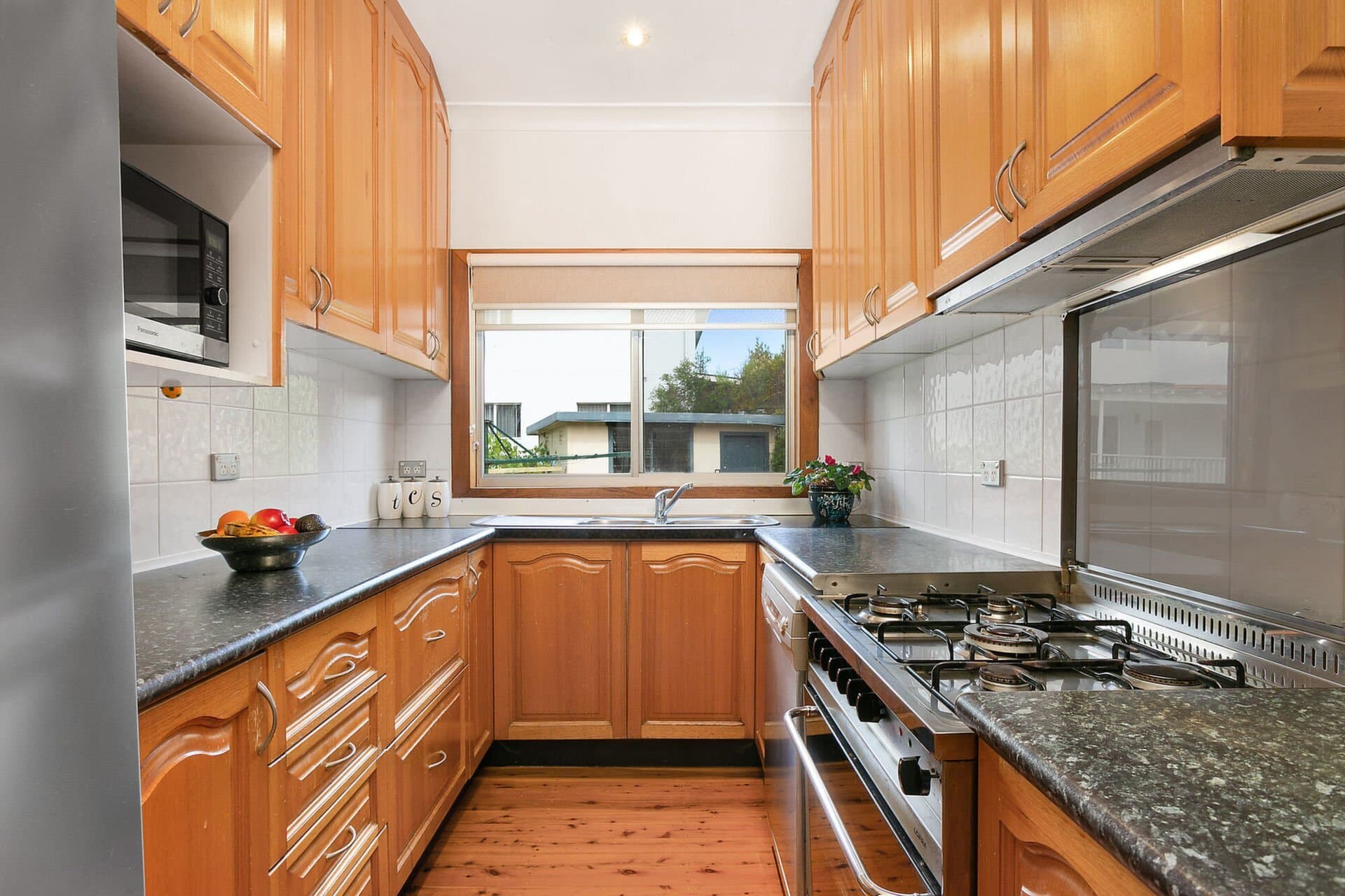 11/176 Marrickville Road, Breakfast Point - Thumbnail 3