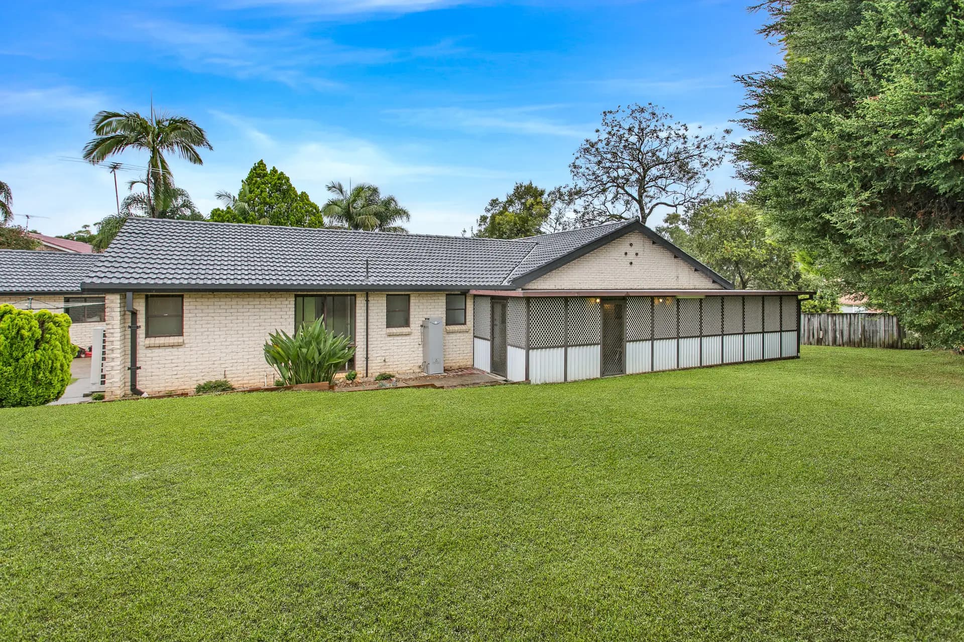 Unit 2, 6 Indigo Ave, Rainbow Beach, Concord West - Thumbnail 5