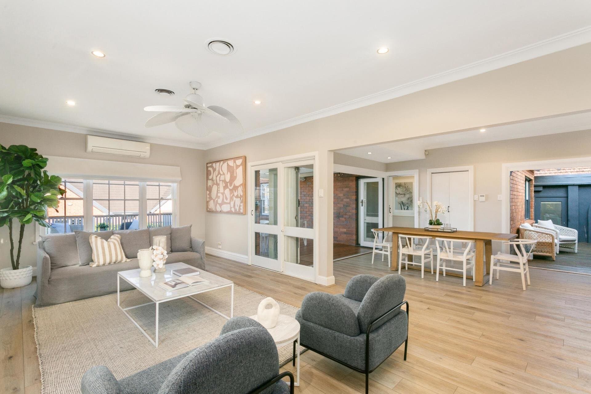 2/140 Percival Road, Breakfast Point - Thumbnail 3