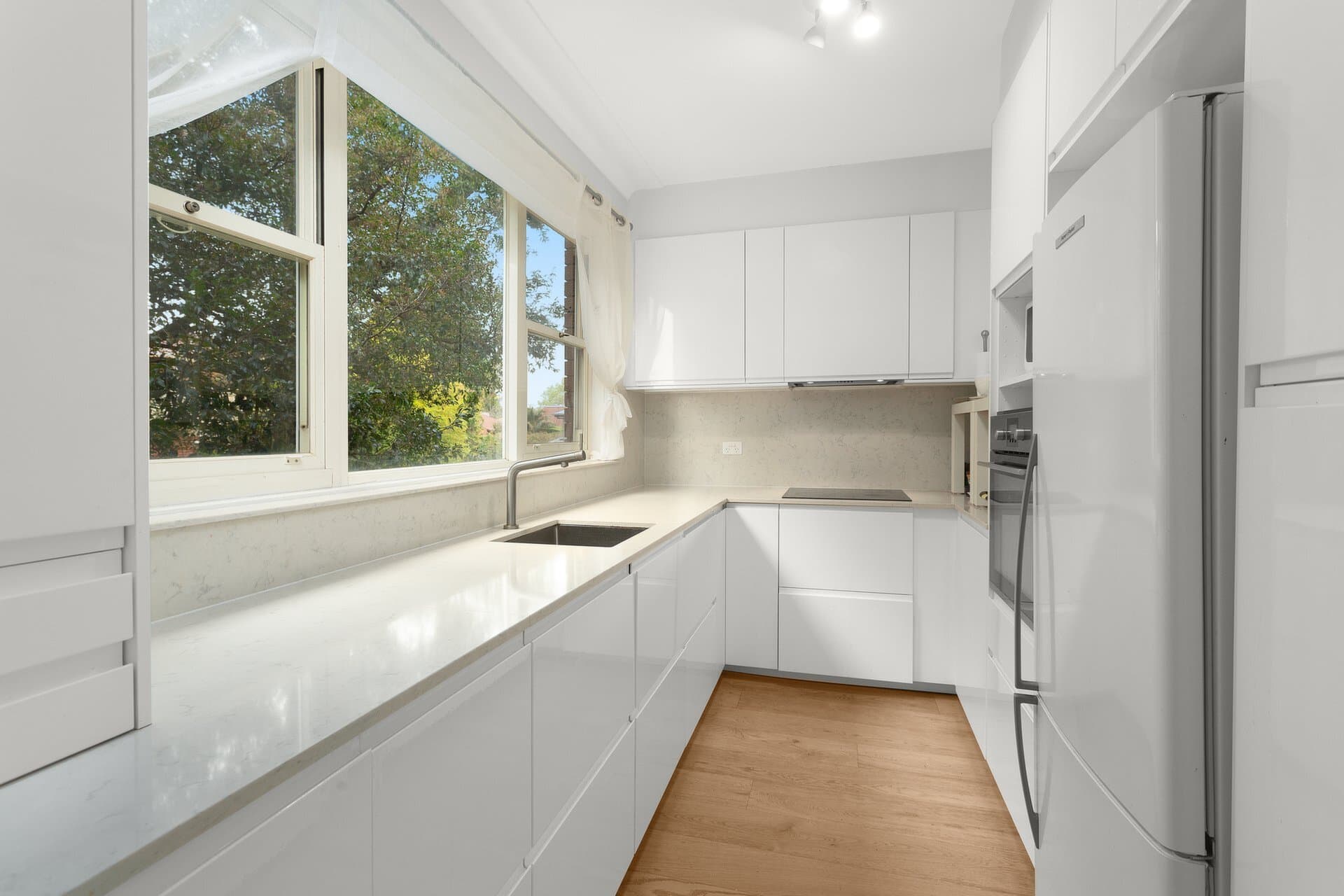 6/112 Belmont Road, Mosman - Thumbnail 2