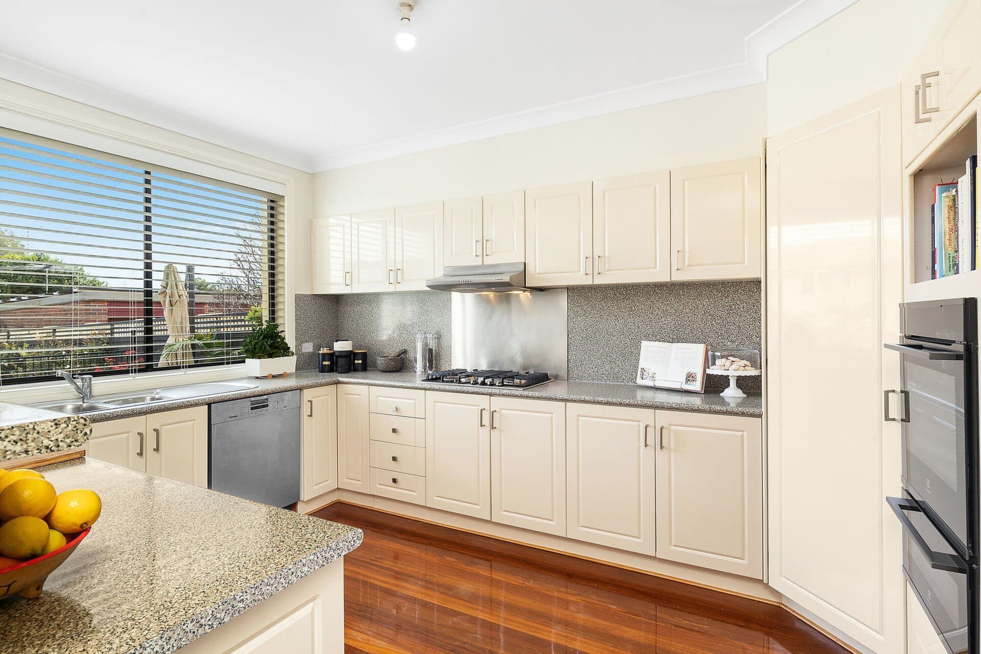 15A & 15C/13-15 Thornton Street, Darling Point, Concord - Thumbnail 3