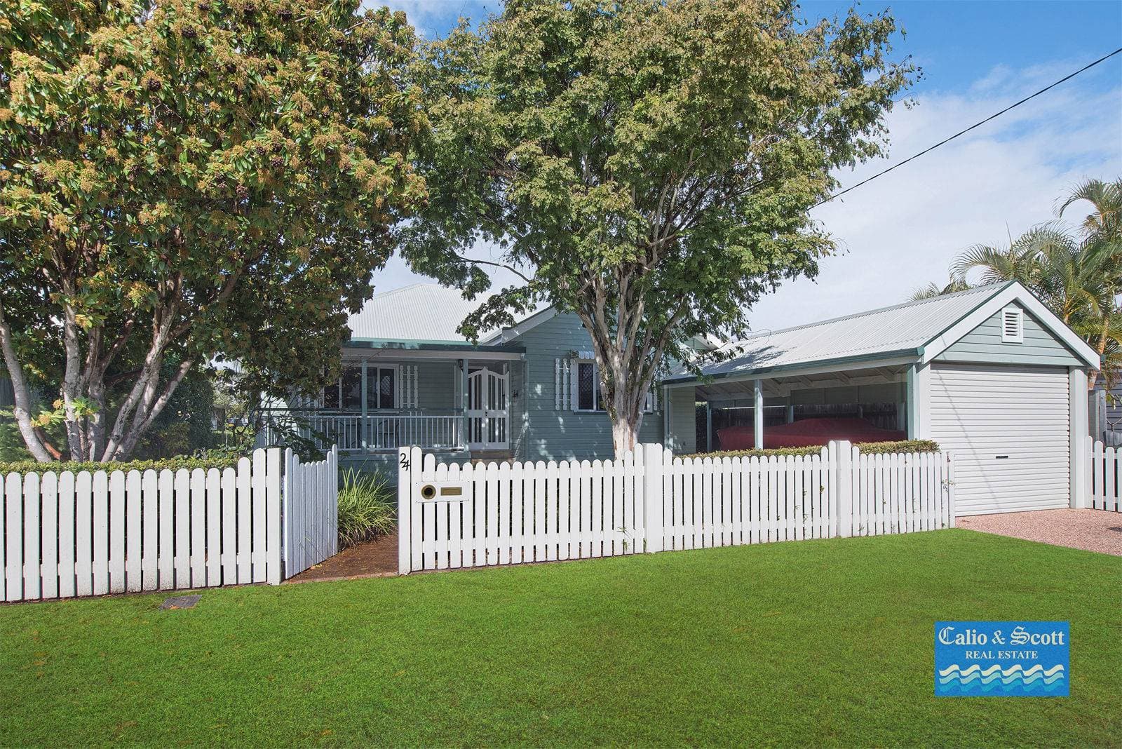 Unit 2, 42 Manooka Dr, Rainbow Beach, Park - Thumbnail 2
