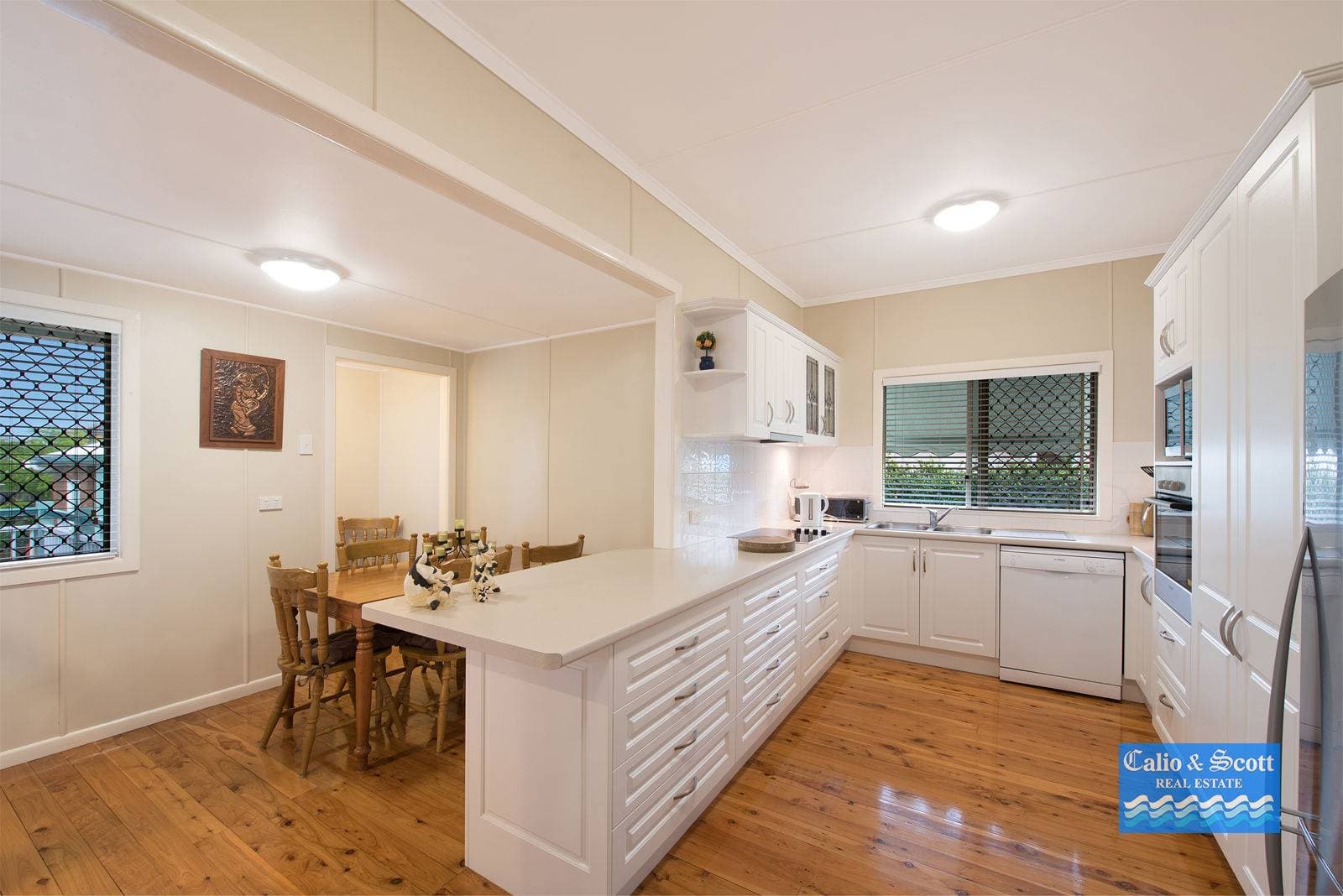 Unit 2, 42 Manooka Dr, Rainbow Beach, Park - Thumbnail 4