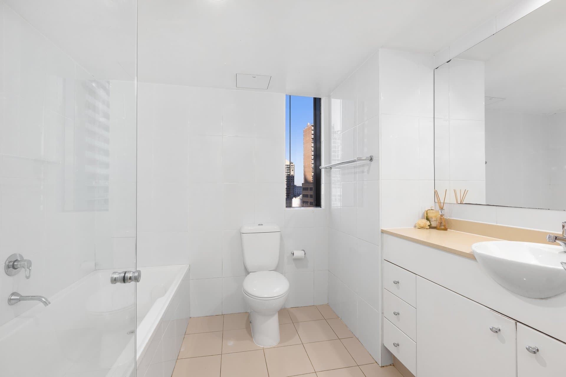 2811/91 Liverpool Street, Sydney - Thumbnail 6