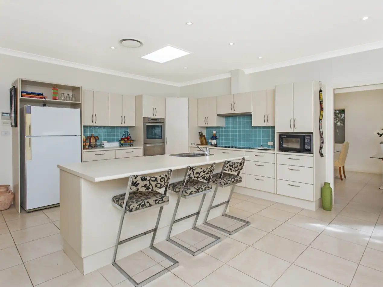 1/2 Clanwilliam Street, Eastwood, Concord - Thumbnail 2