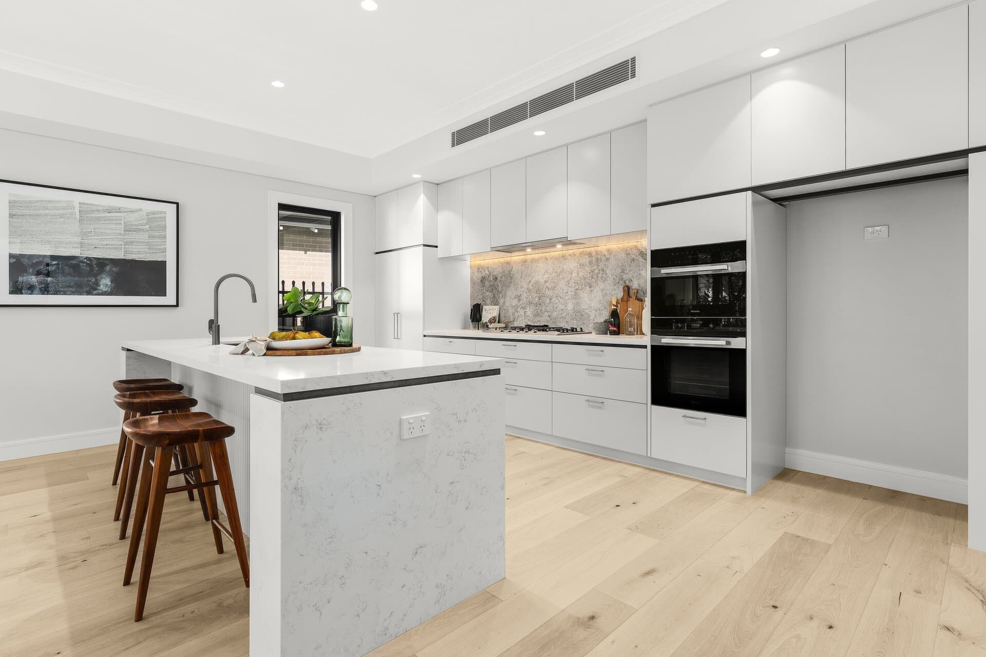 2/149A Livingstone Avenue, Cabarita - Thumbnail 4