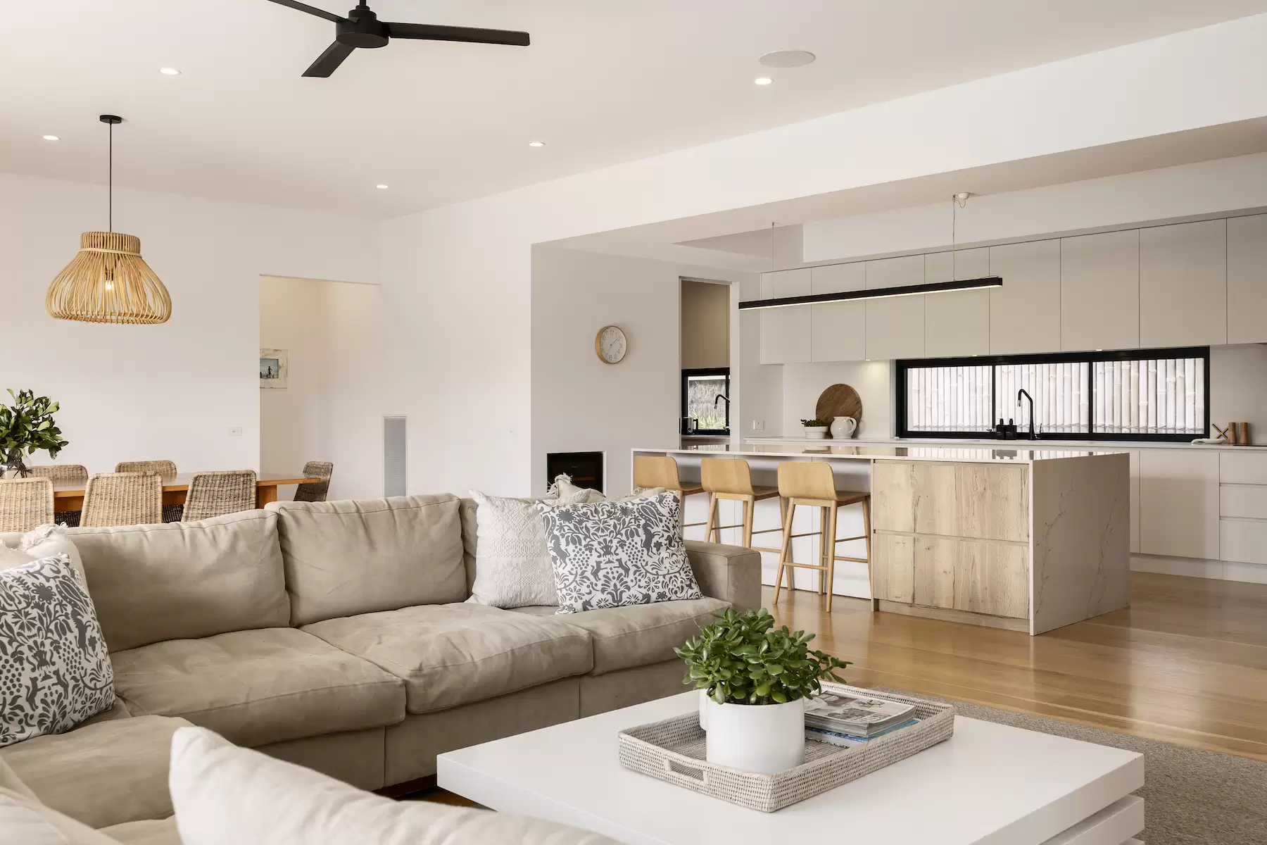 3/50 Rainbow Beach Road Rainbow Beach, Qld, 4581, Campsie - Thumbnail 5