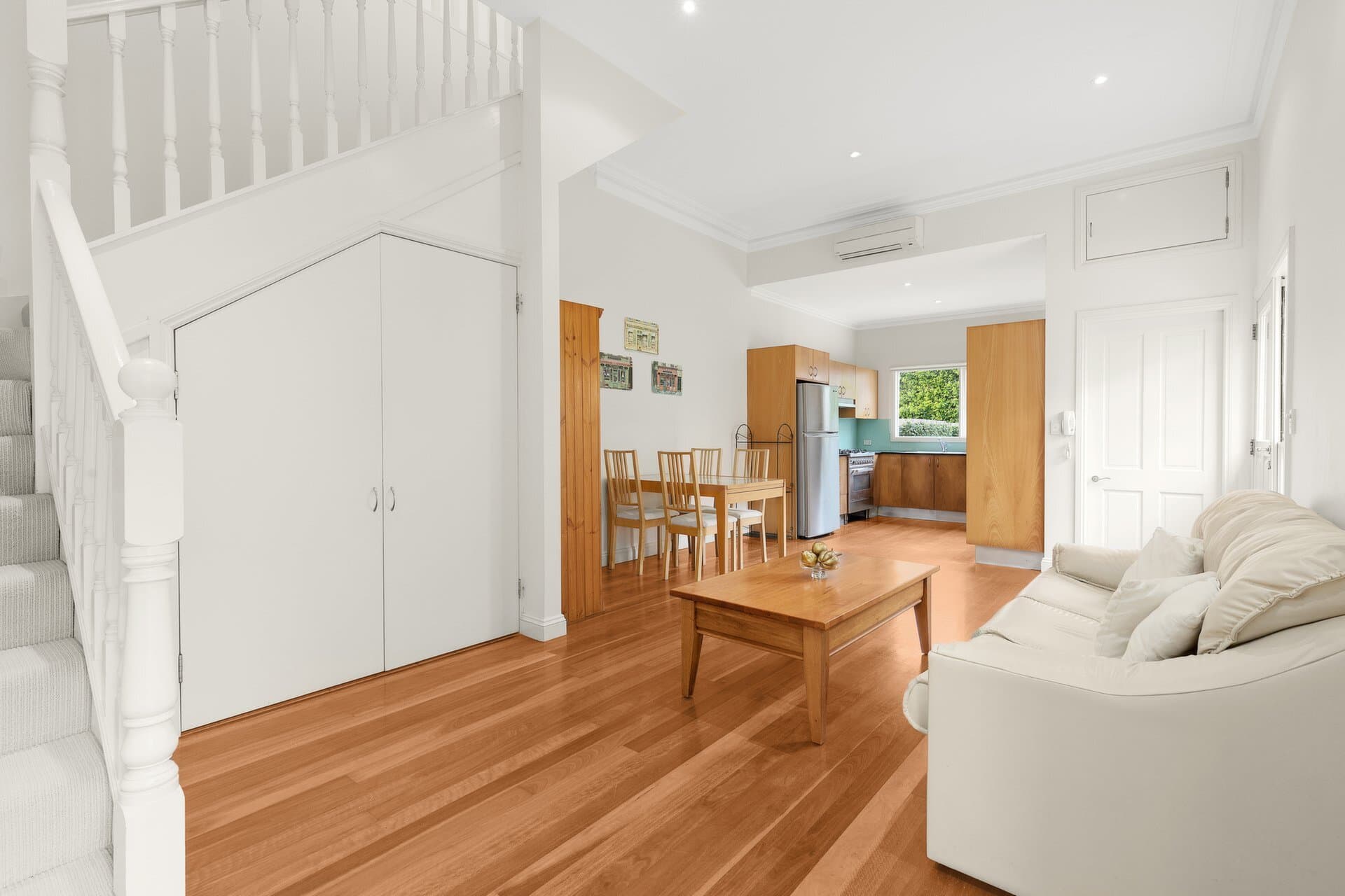 2/10 Lang Street, Mosman, Mosman - Image 1