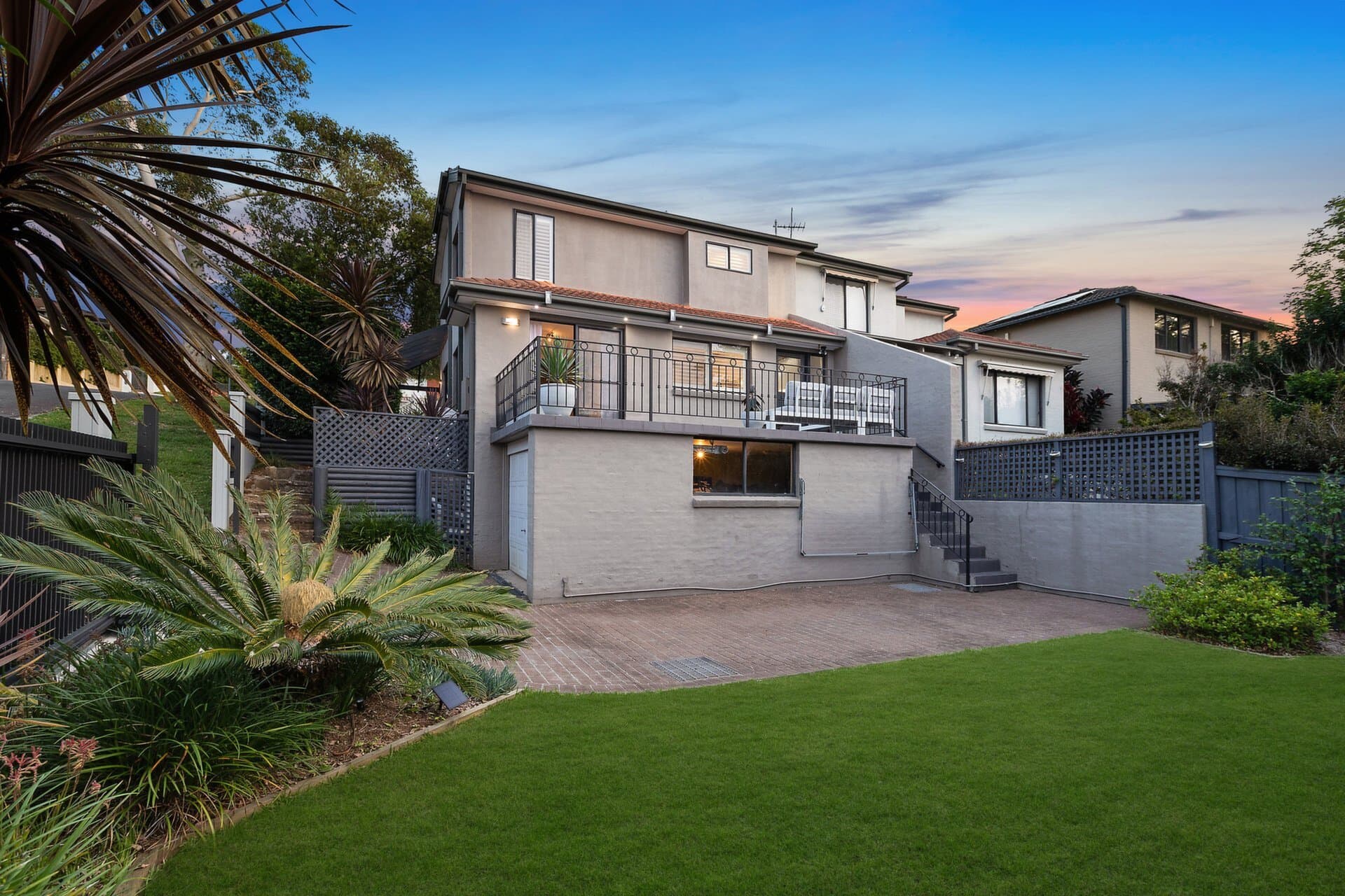 2/10 View Street, Croydon - Thumbnail 4