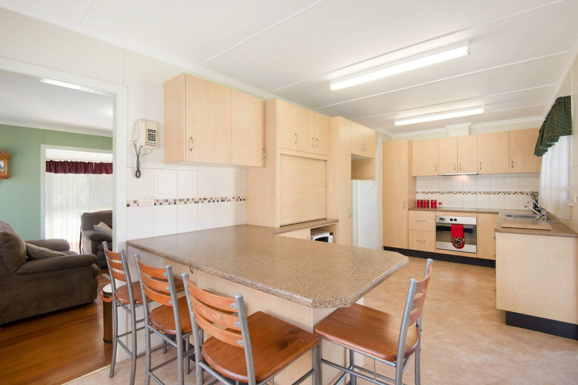 186/1 Railway Parade, Burwood, Earlwood - Thumbnail 4