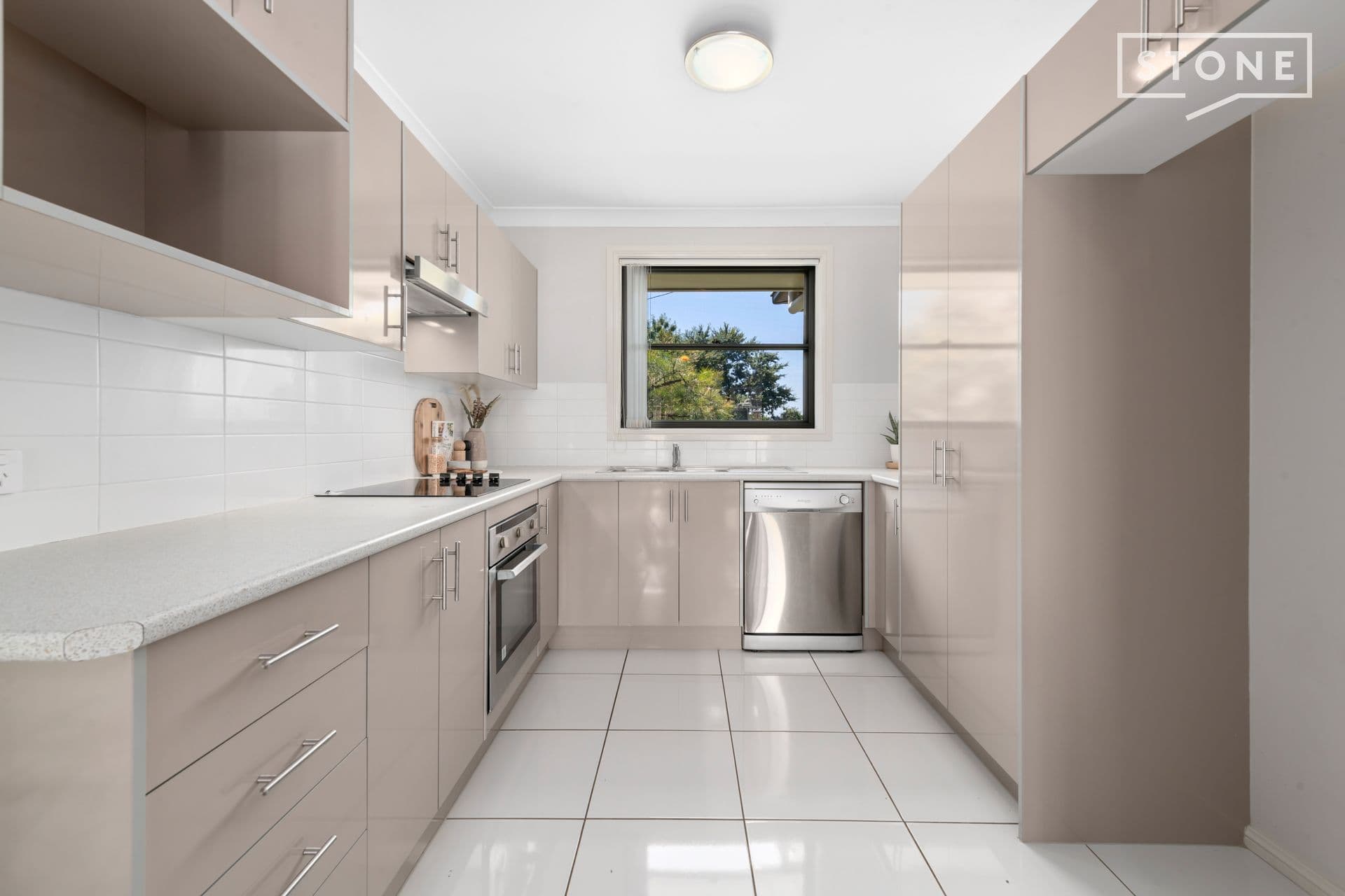 1/7 Windermere Road, Lochinvar, Lochinvar - Thumbnail 2