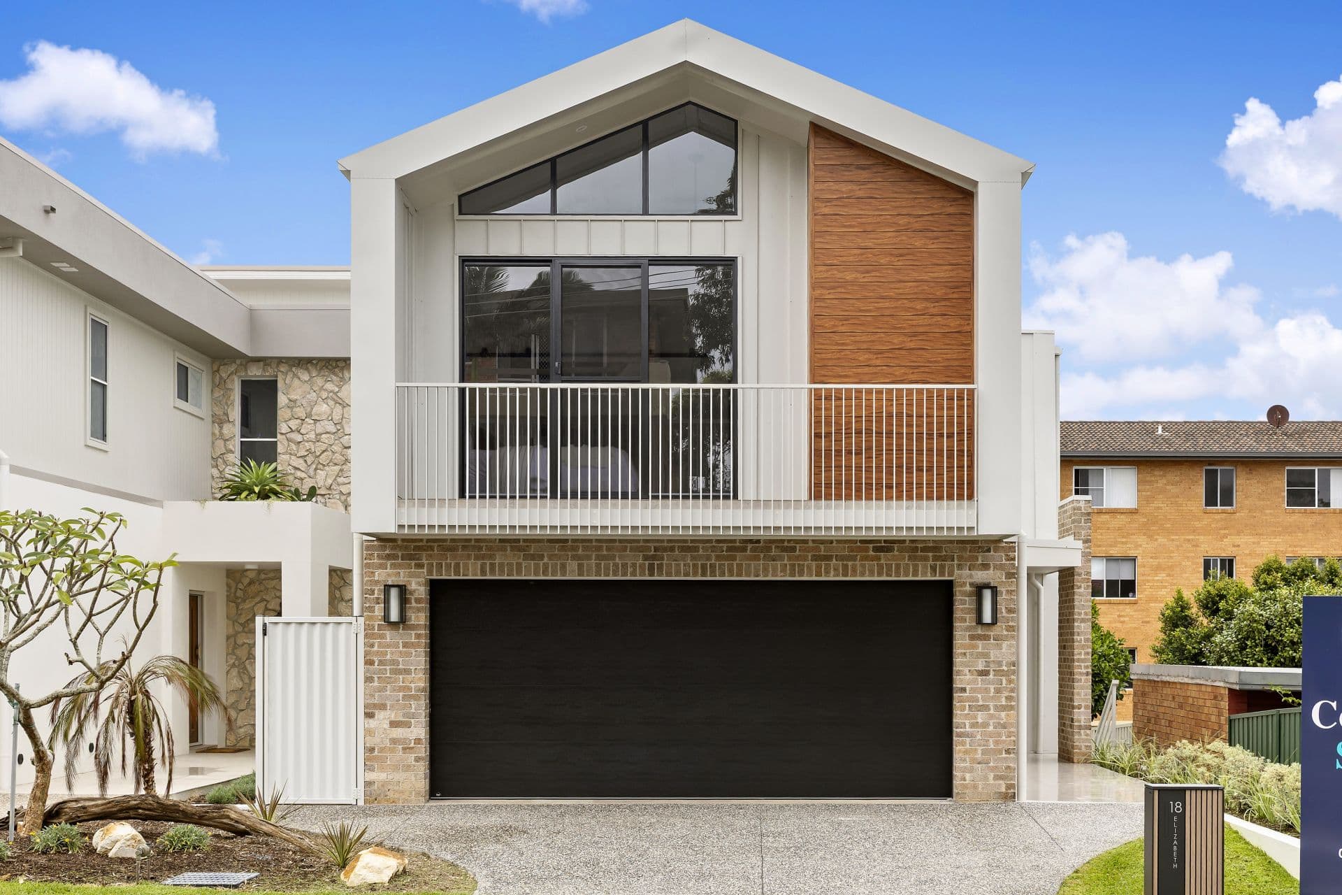 18 Elizabeth Street, Port Macquarie, Port Macquarie - Thumbnail 3