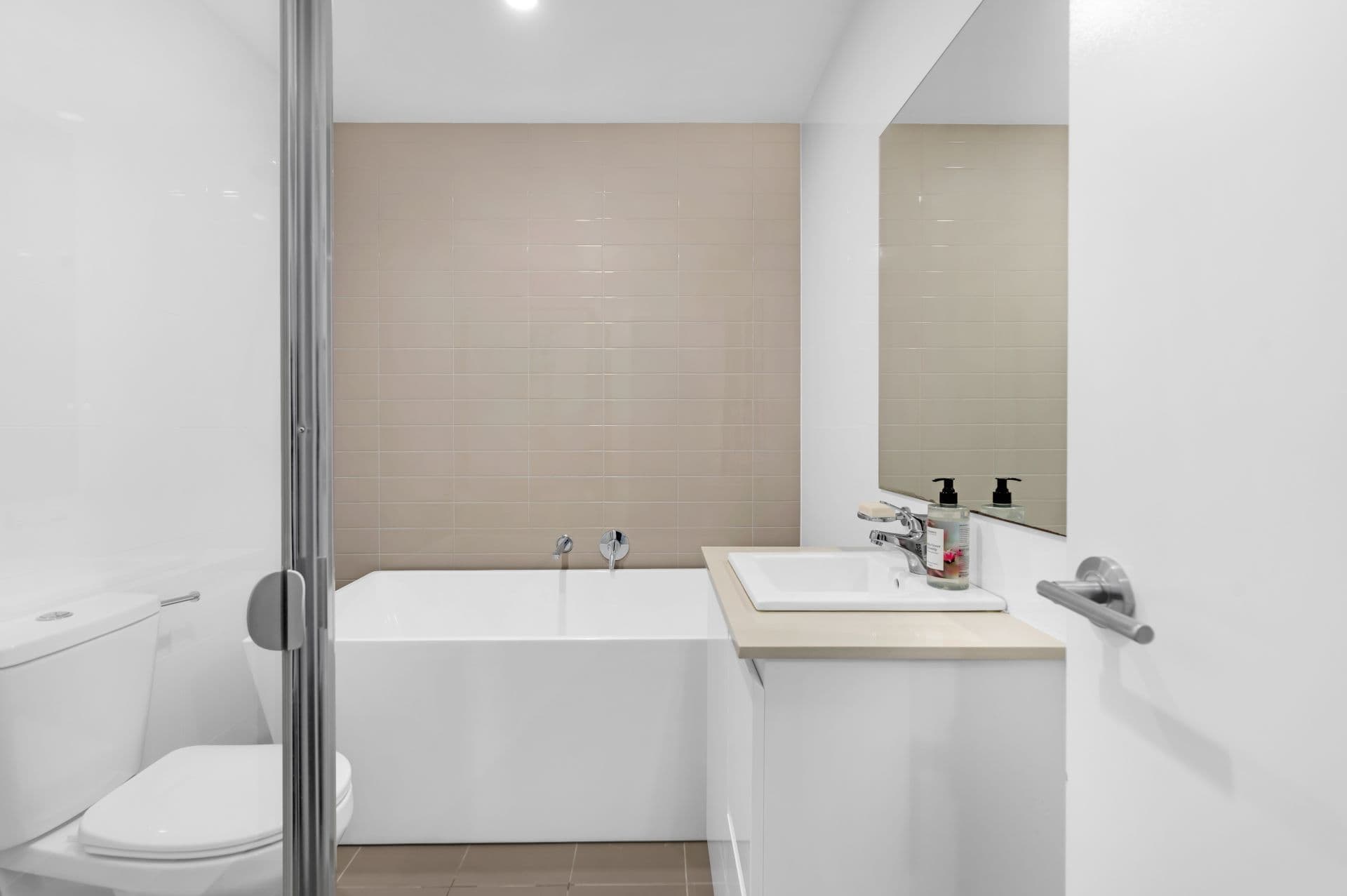24/2-10 Tyler Street, Campbelltown, Campbelltown - Thumbnail 8