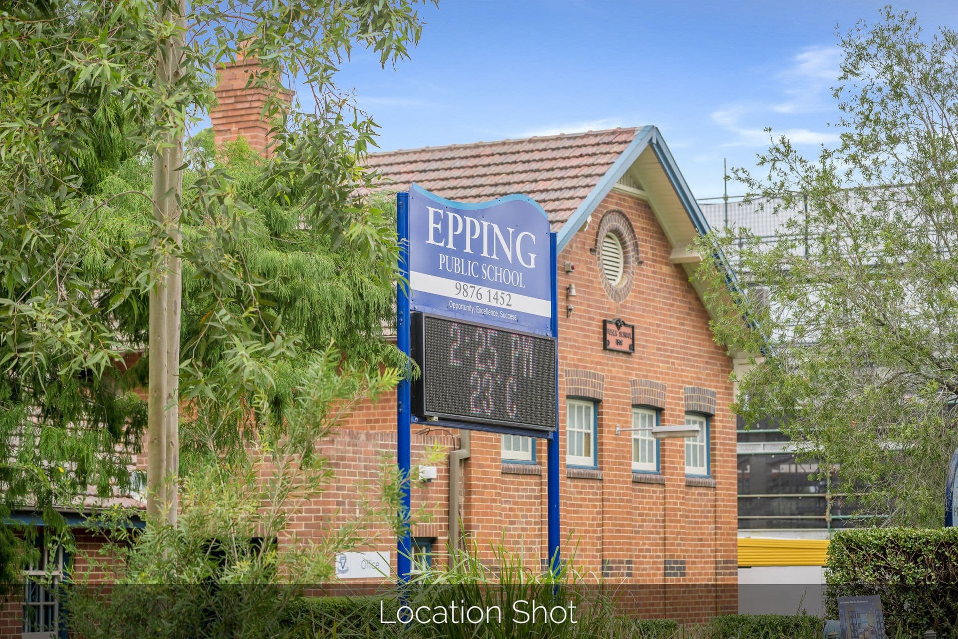 402/1A Crandon Road, Epping, Epping - Thumbnail 2