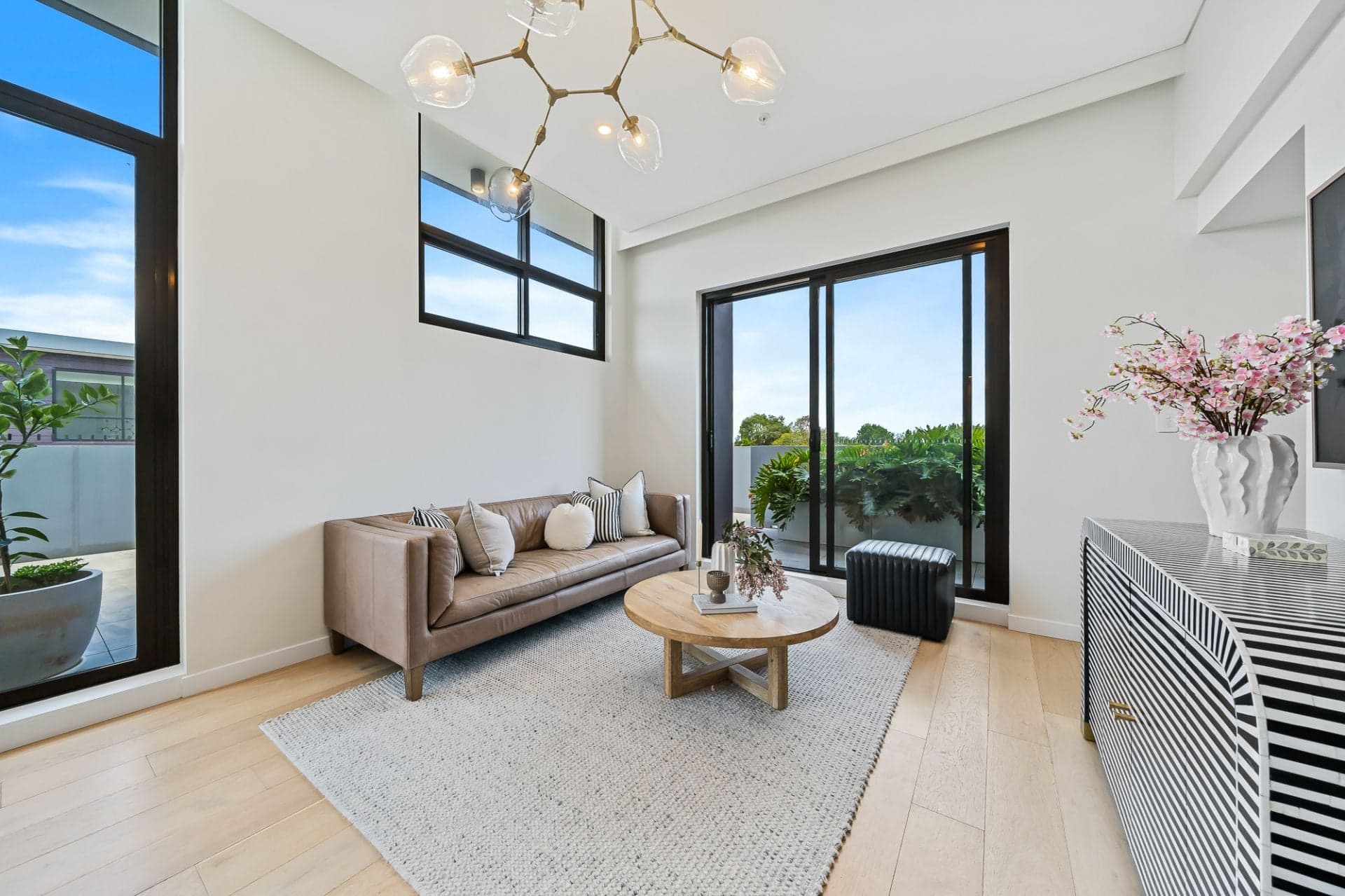 402/1A Crandon Road, Epping, Epping - Thumbnail 6