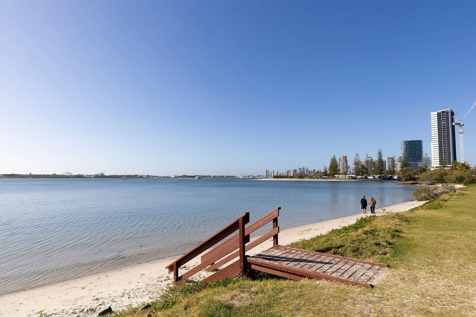 6/81 Frank Street, Labrador, Labrador - Image 1