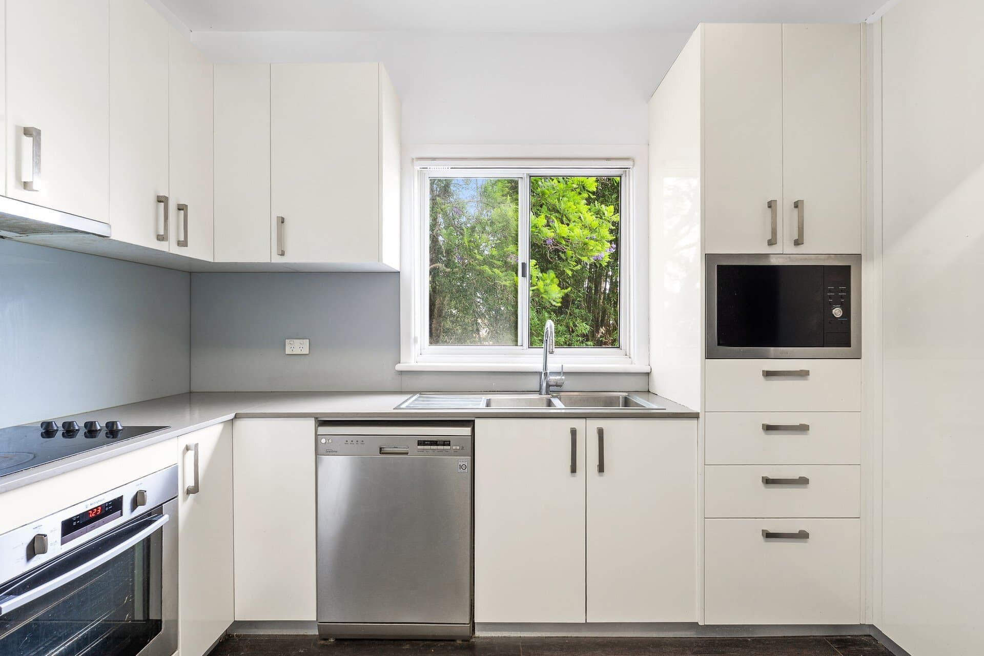 3/2 Wallaringa Avenue, Coffs Harbour - Thumbnail 6