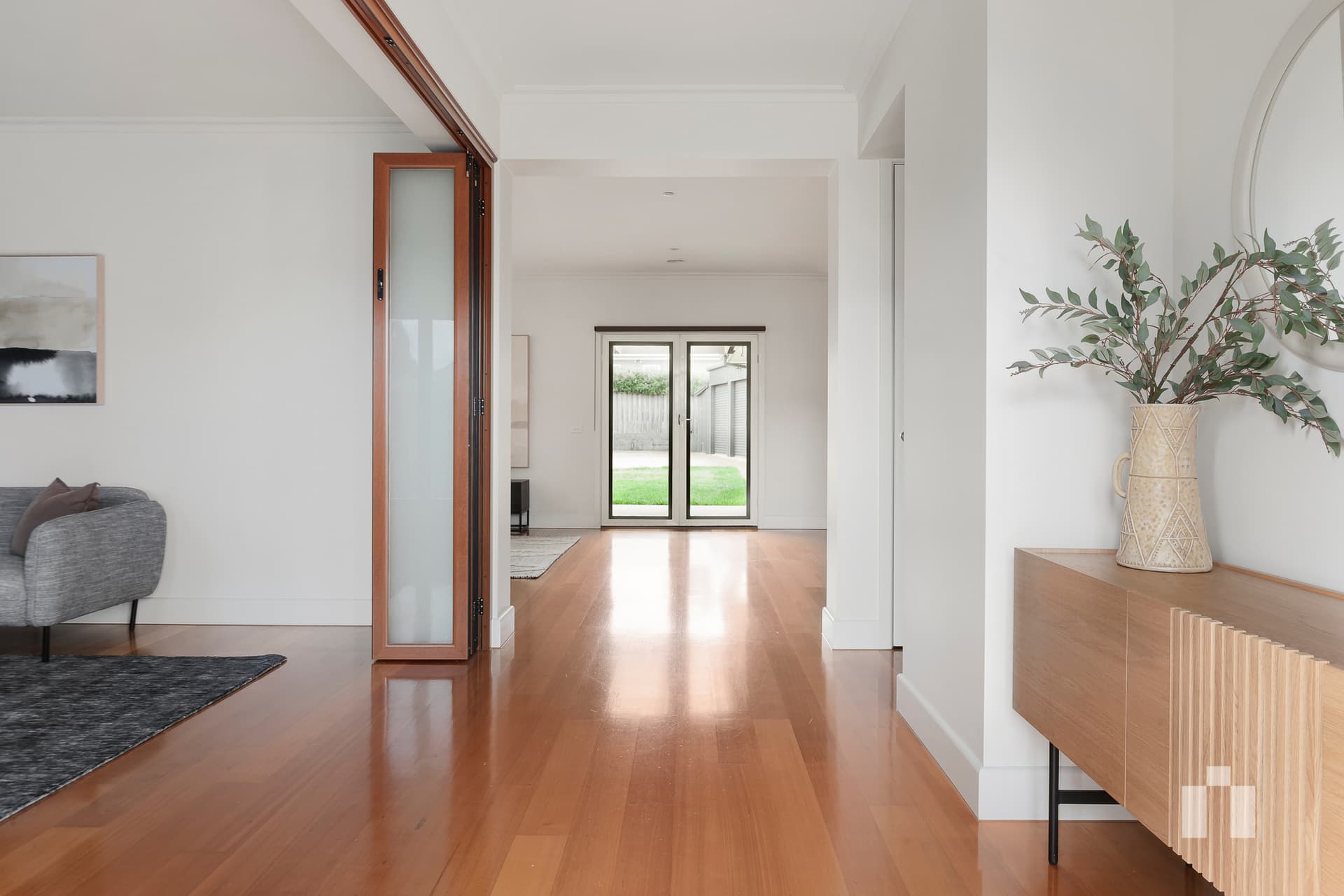 303, 3 Sterling Circuit, Camperdown - Thumbnail 3