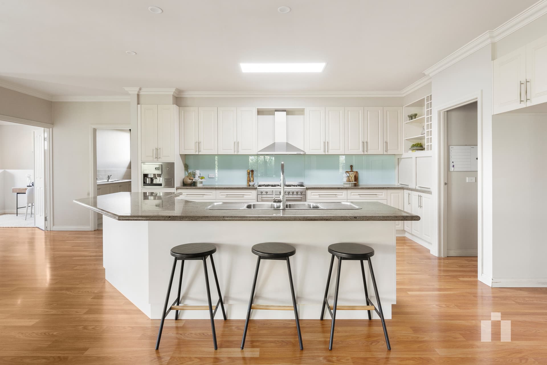 13 / 17 Corrimal Street, Wollongong, Wahroonga - Thumbnail 6