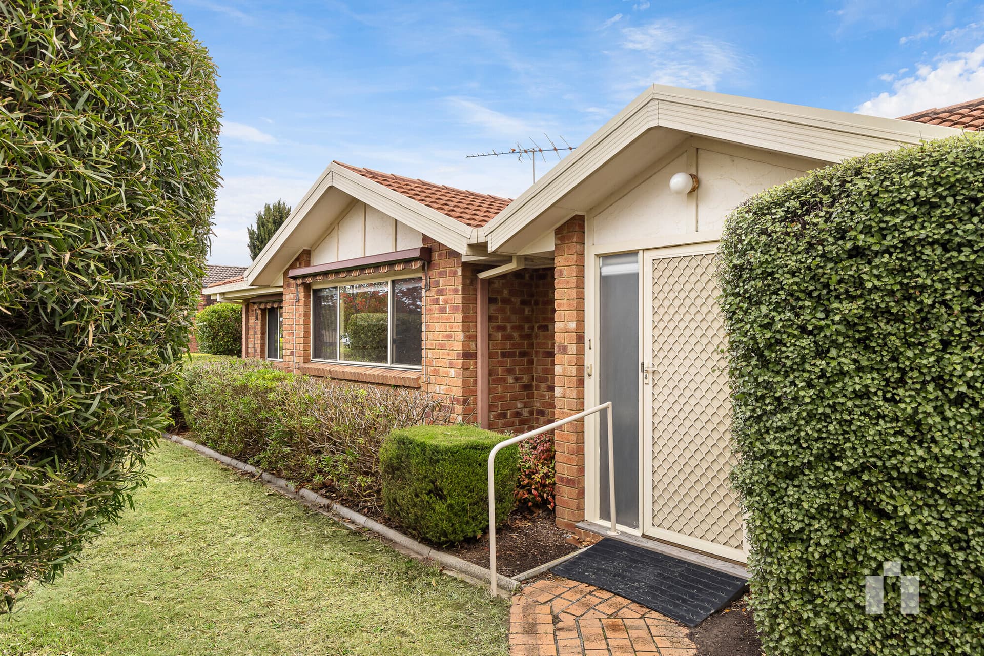 1/27 James Street, Cremorne - Thumbnail 2