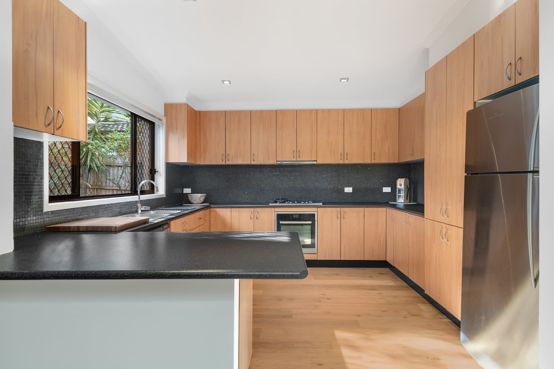 1/14-16 Minter Street, East - Thumbnail 3