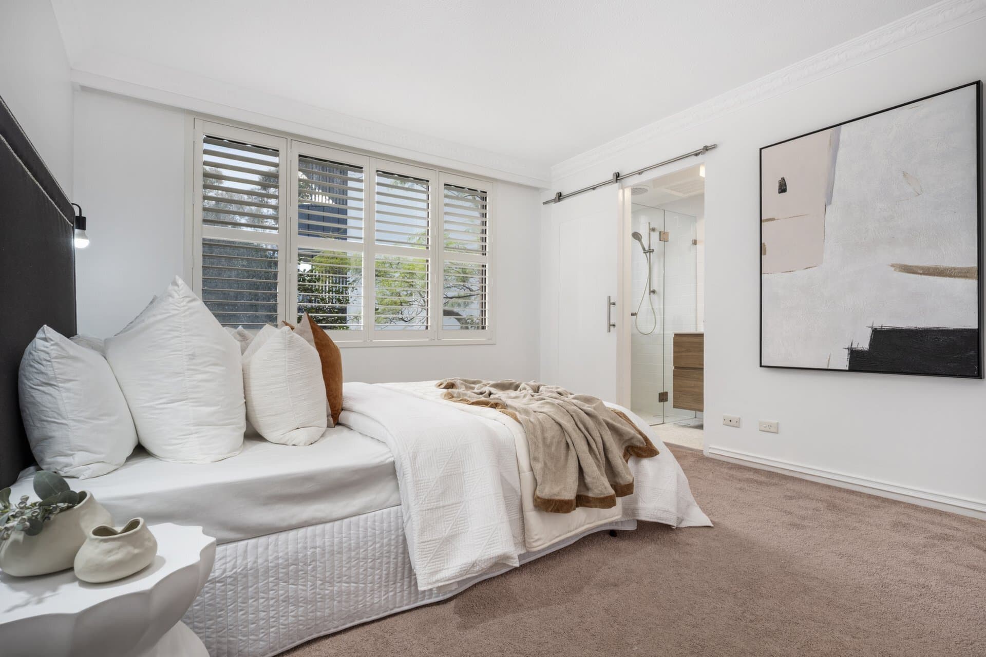 3/2 Spruson Street Neutral, Concord - Thumbnail 6