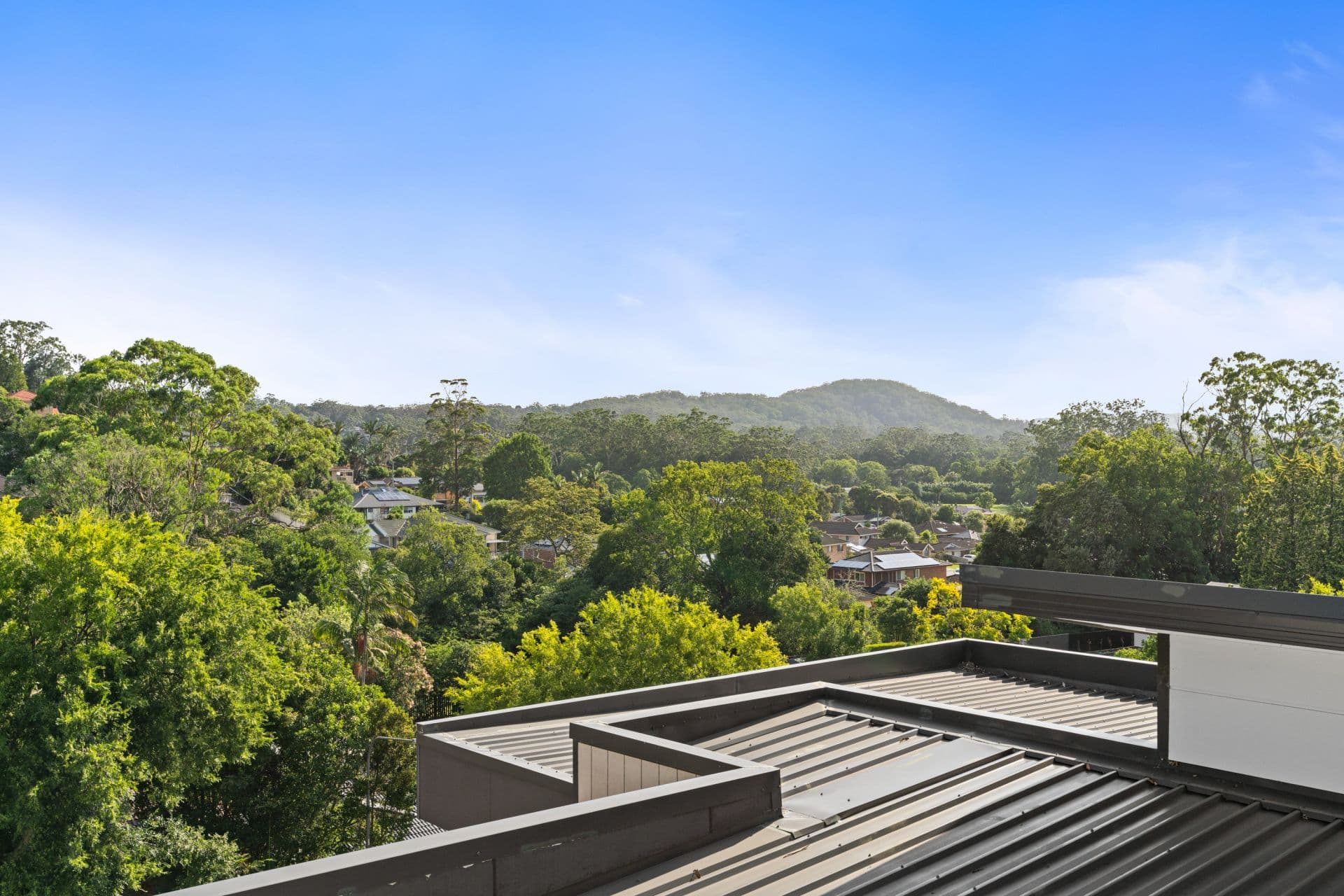 70 Woodview Avenue, Lisarow, Lisarow - Image 1