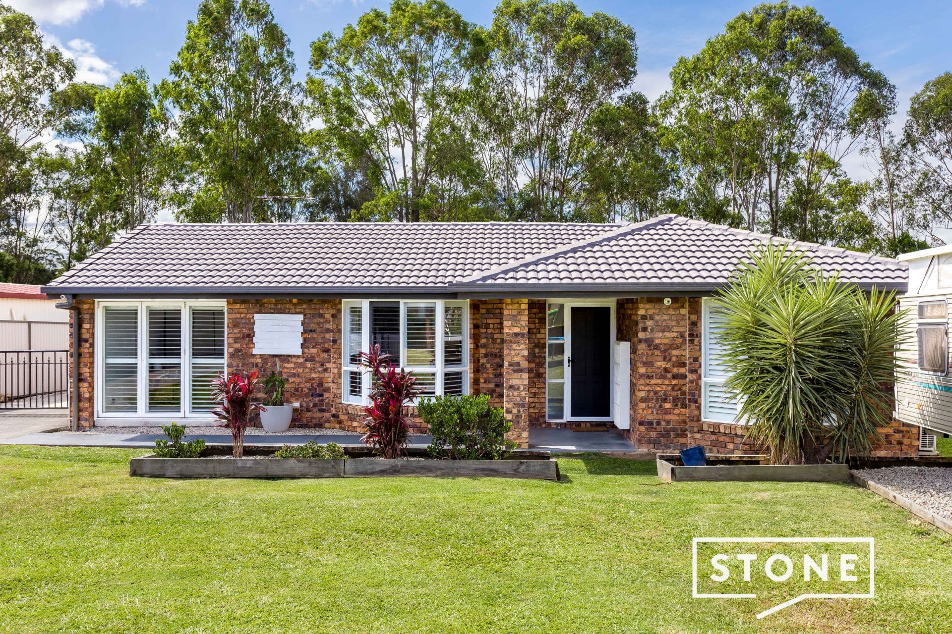 71 Hickory Drive, Narangba, Narangba - Thumbnail 2